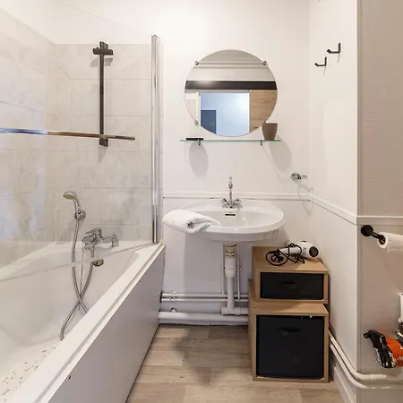 L'oriole - Wifi - Ascenseur Анже